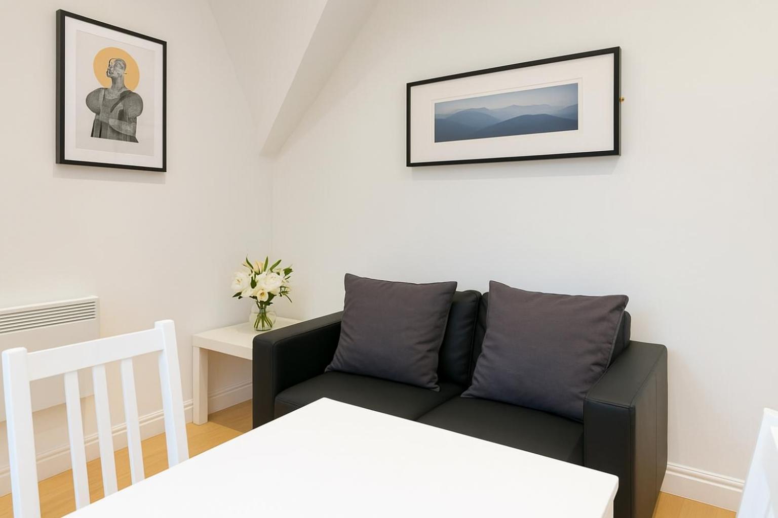 2 Bedroom Apartment Nr City Centre, Uni & Parks 卡迪夫 外观 照片